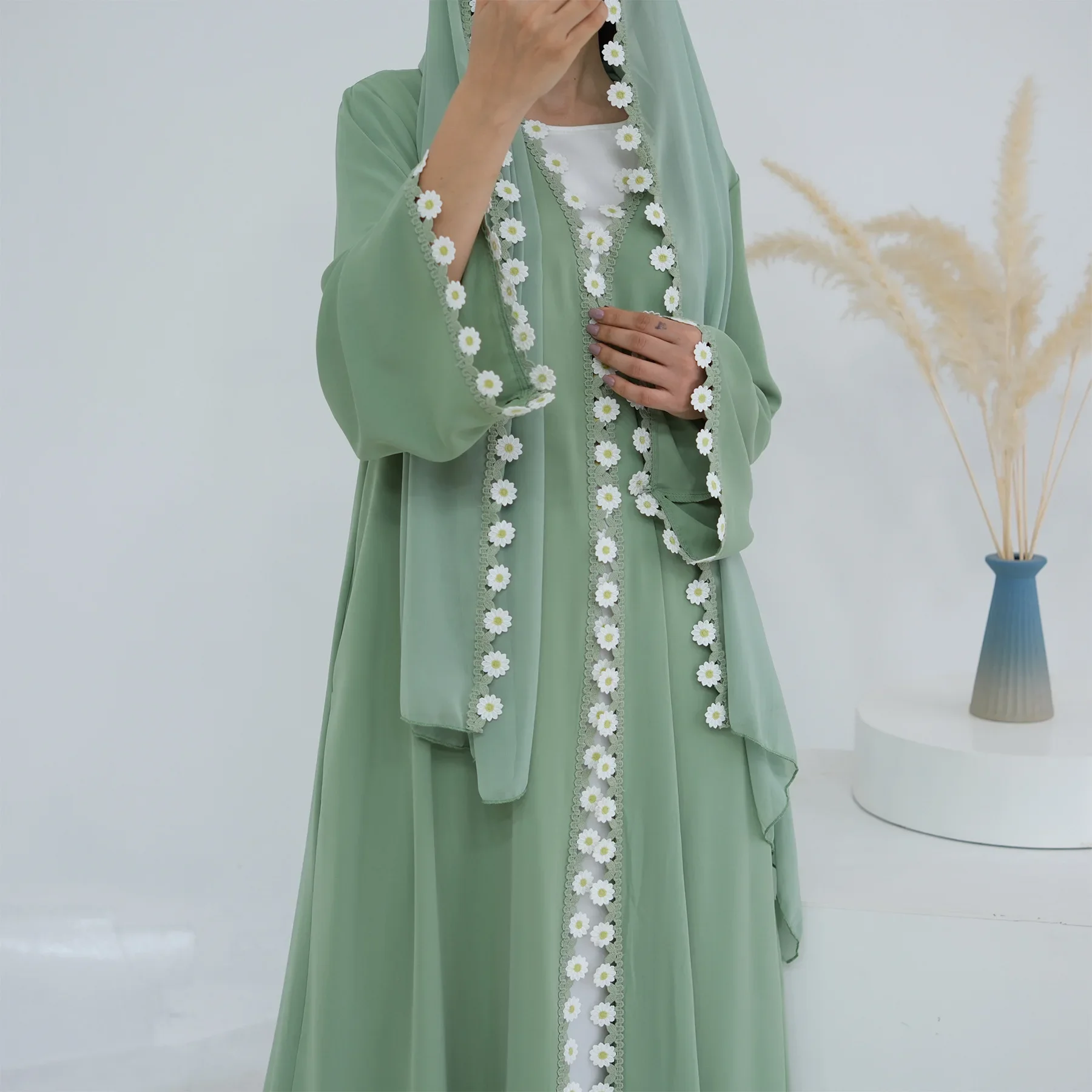 Embroidery Kebaya - عبايات دبي بتصميم الزهور، قفطان تركي،