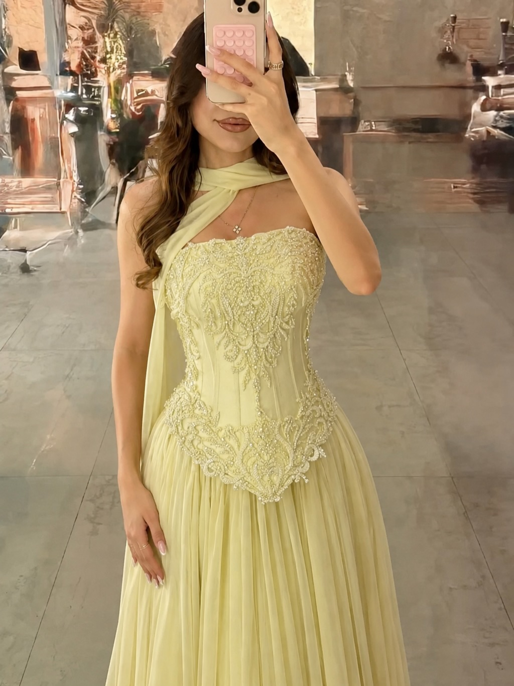 فستان سهرة نسائي مخصص مثير من  - مراجعة Embroidery Yellow Dress وسعره