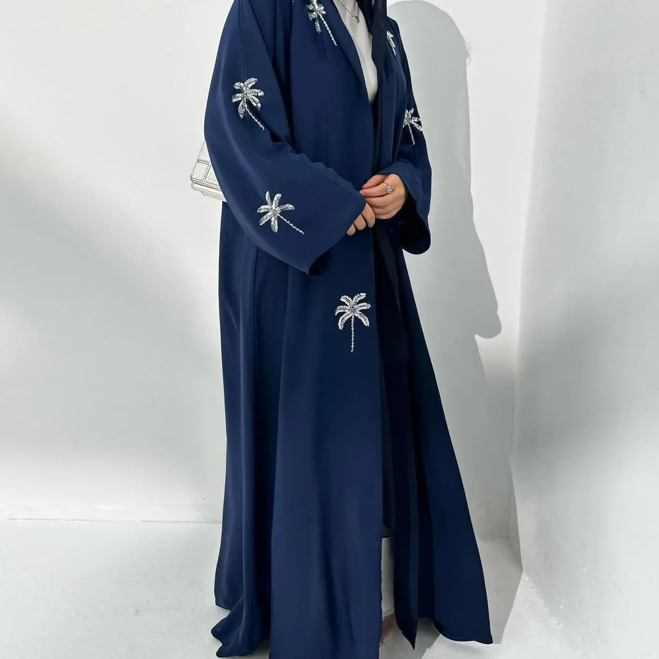 كارديجان محتشم للمسلمات لرمضان - مراجعة Embroidery Kebaya وسعره