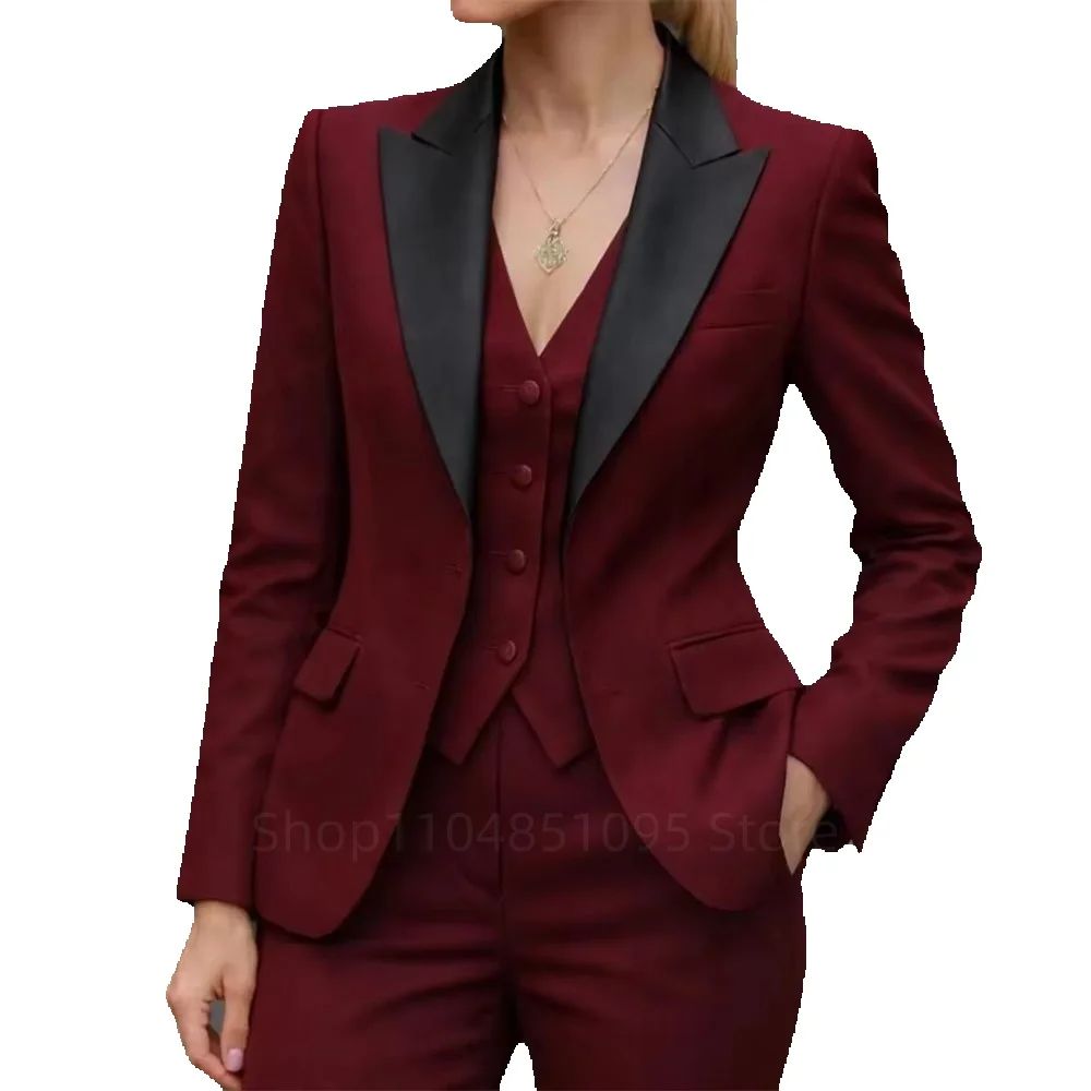 بدلة نسائية أنيقة عالية الجودة - مراجعة Embroidery Online وسعره