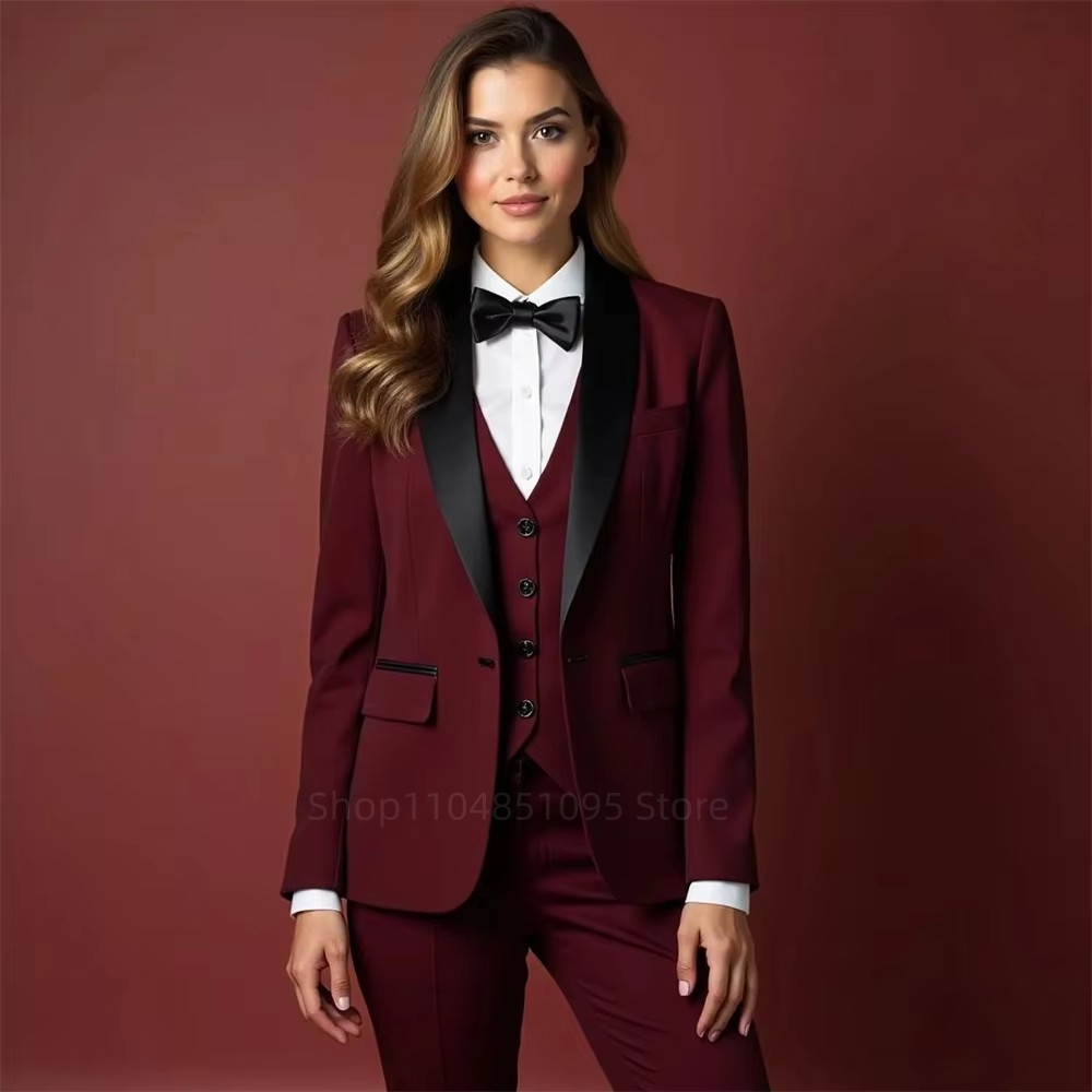 بدلة نسائية أنيقة عالية الجودة - مراجعة Embroidery Online وسعره
