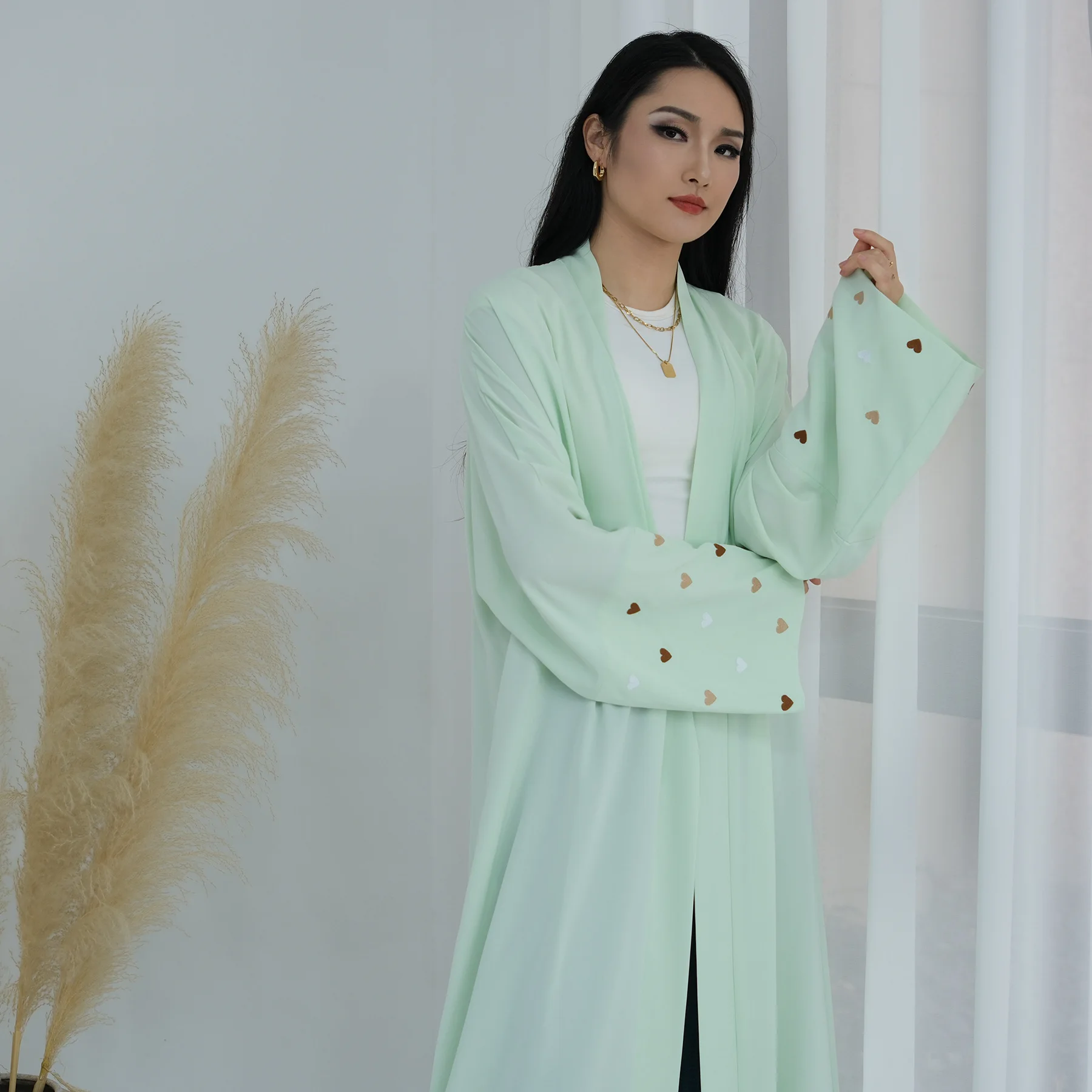 عباية دبي مطرزة بتصميم قلب الع - مراجعة Embroidery Kebaya وسعره